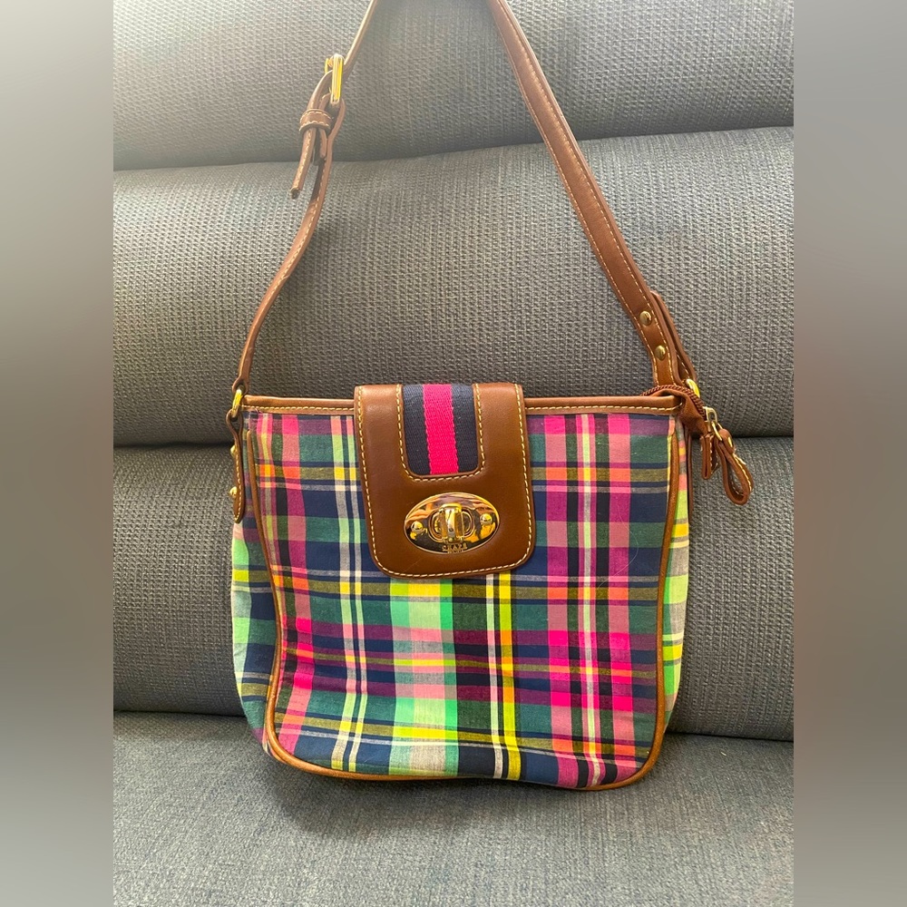 Chaps Purse like new